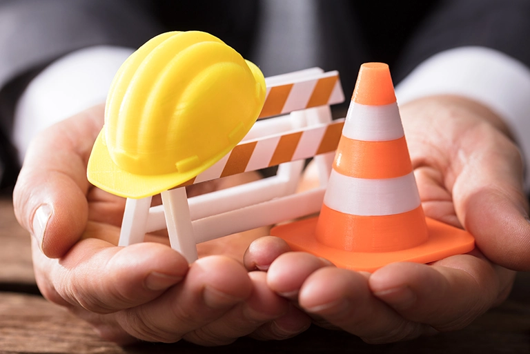 Miniaturowe elementy w&nbsp;dłoni